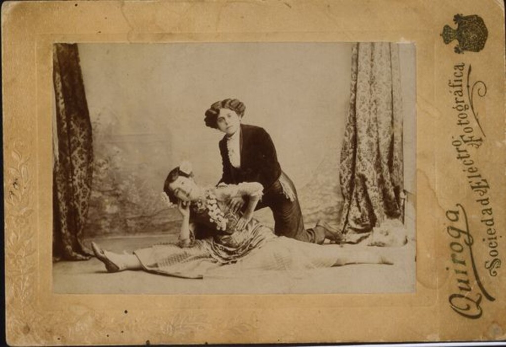Miniatura de Retrato de mujer joven con niña