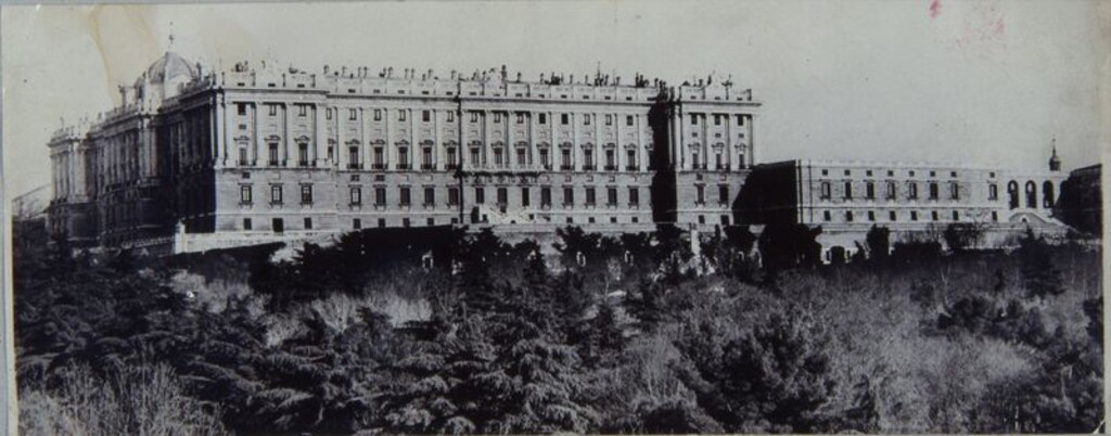Miniatura de Palacio Real visto desde el Oeste
