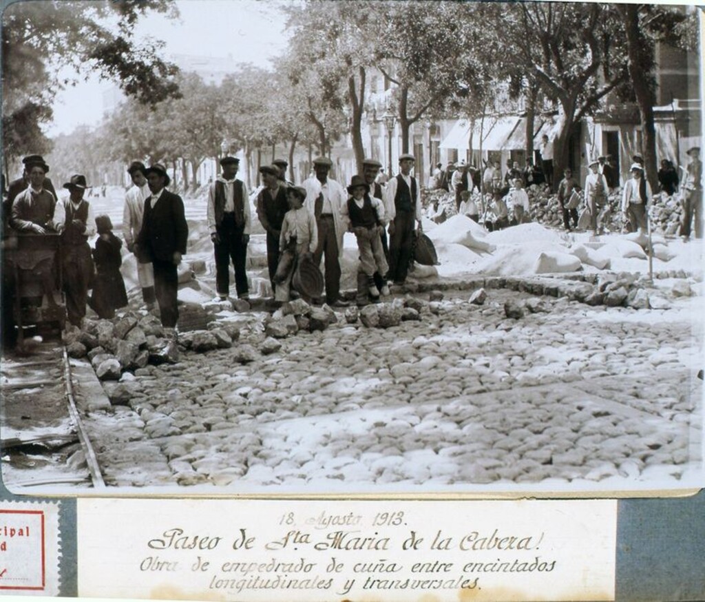 Miniatura de Pavimentacion del paseo de Sta Mª de la Cabeza