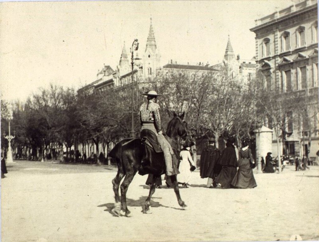 Miniatura de Paseo de Recoletos con picador a caballo