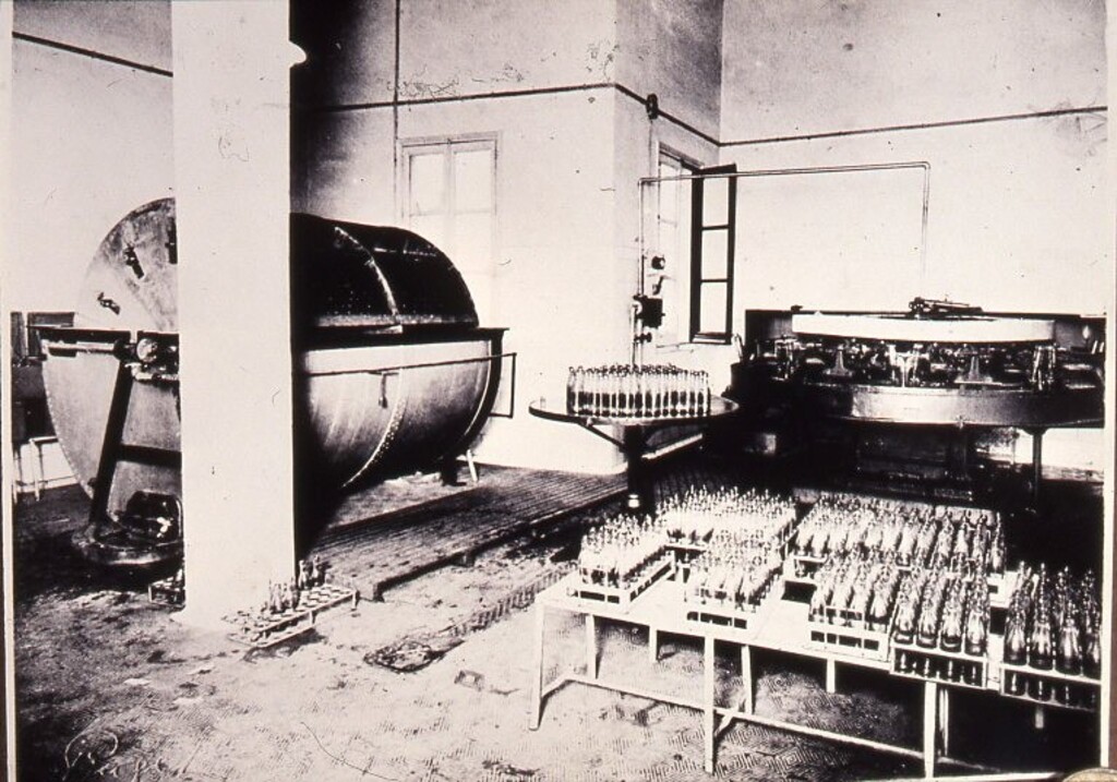 Miniatura de Instituto de Puericultura. Sala de preparación