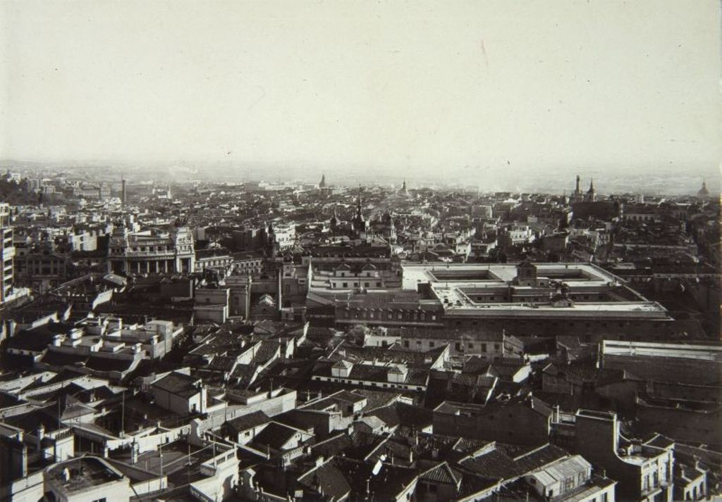 Miniatura de Vista panorámica de Madrid desde la torre del edificio de la Telefónica