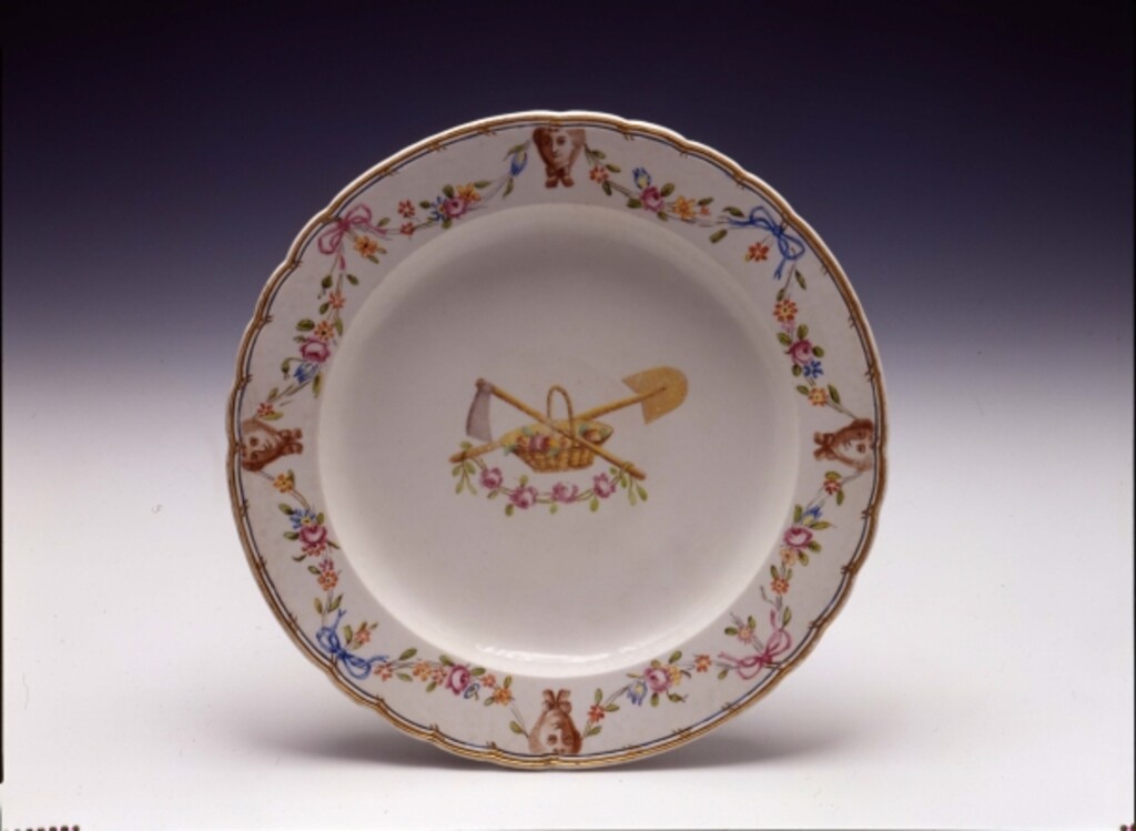 Miniatura de Plato con decoración pompeyana