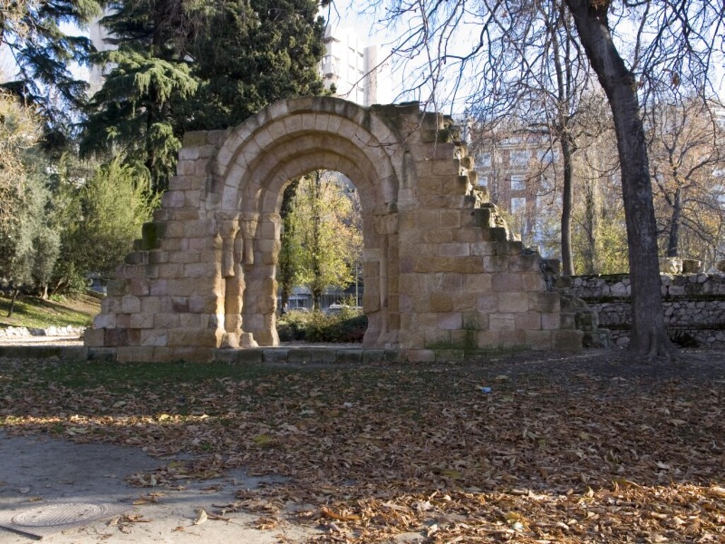 Miniatura de Ruinas de la Ermita de San Isidoro
