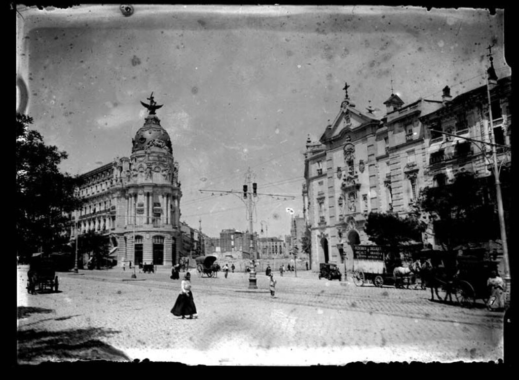 Miniatura de Derribo de casas para la apertura de la Gran Vía