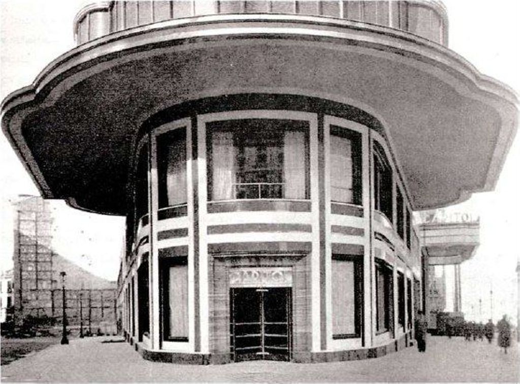 Miniatura de Visera de hormigón del edificio Capitol