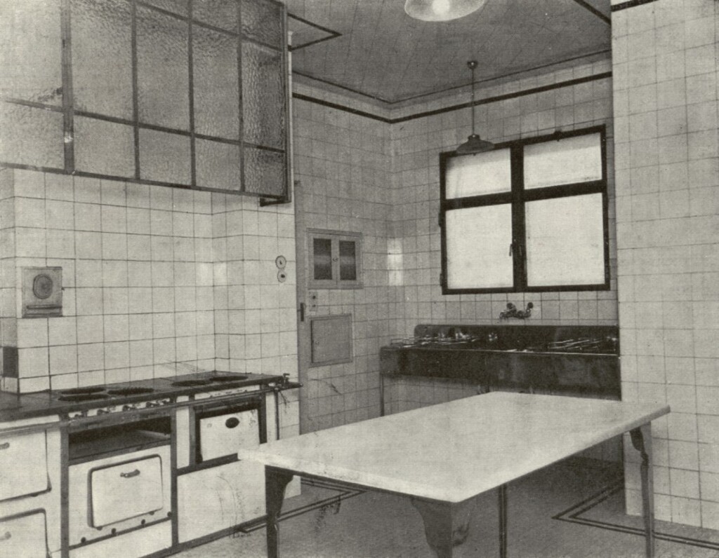 Miniatura de Cocina de la residencia madrileña de los señores de la Hoz en Gran Vía 60