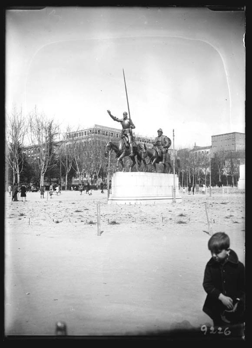 Miniatura de Monumento a Cervantes, en la plaza de España