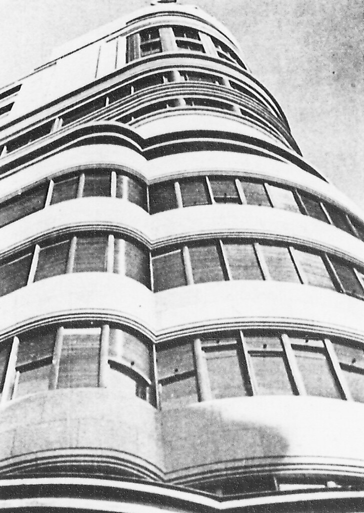 Miniatura de Chaflán del edificio Carrión (edificio Capitol)
