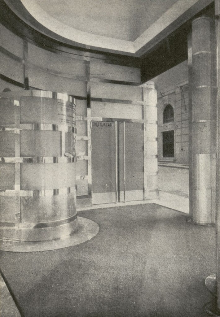 Miniatura de Interior del Porche del cine Actualidades