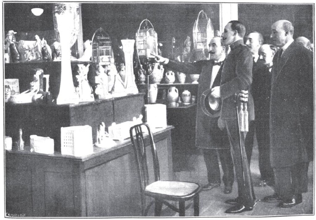 Miniatura de Alfonso XIII en la inauguración de los Almacenes Rodríguez