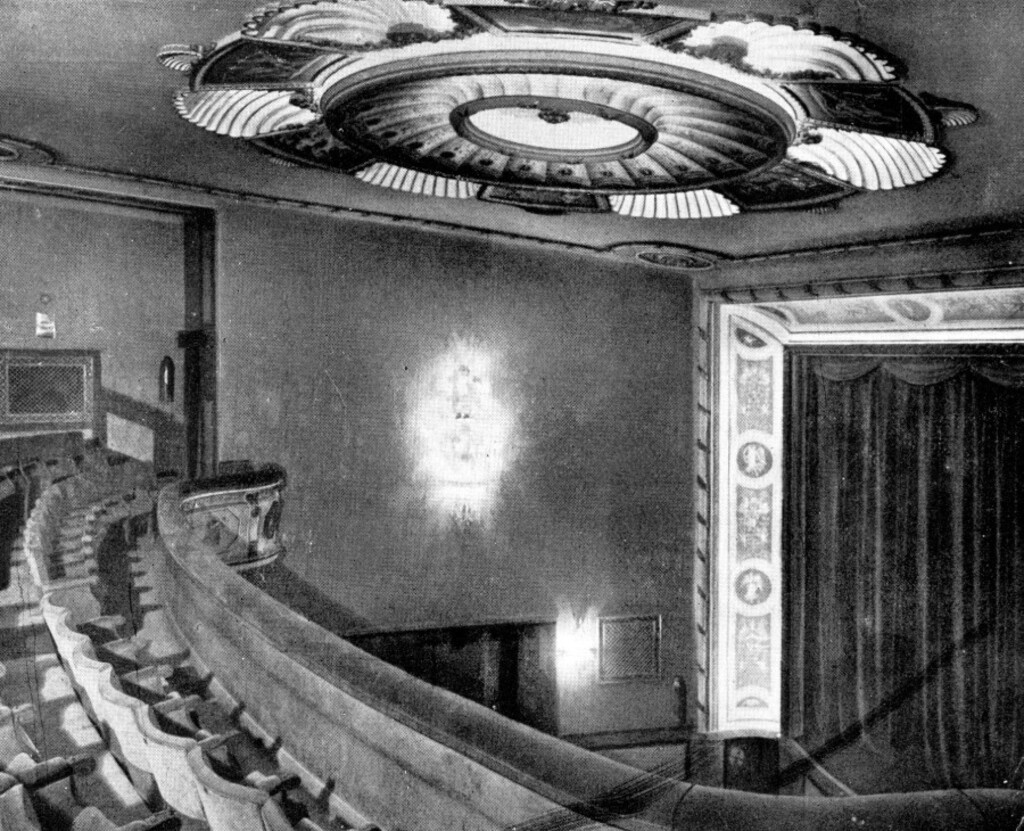Miniatura de Anfiteatro del cine Rex