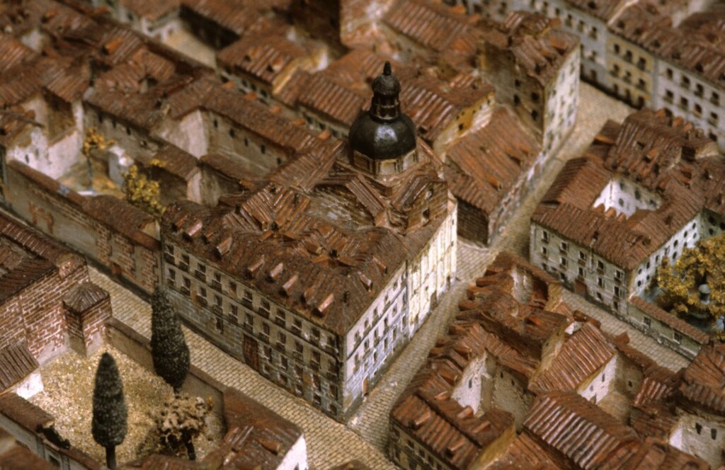 Miniatura de El Palacio del Duque de Arión y el Colegio de las Niñas de Leganés en la maqueta del Madrid de 1830