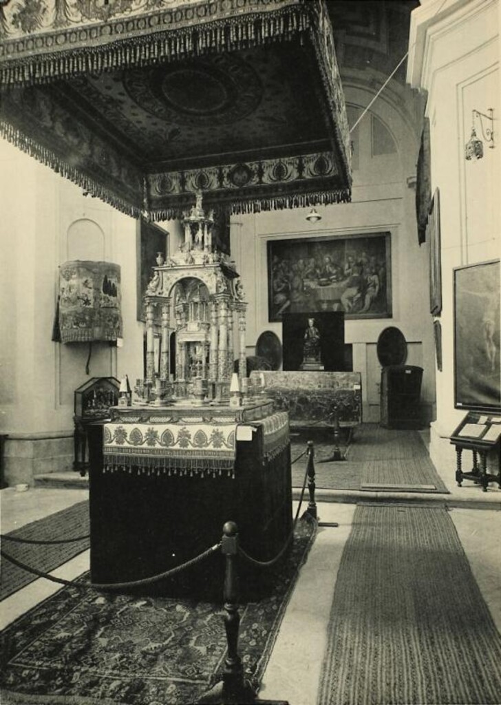 Miniatura de La custodia procesional del Corpus en la instalación de la exposición El antiguo Madrid