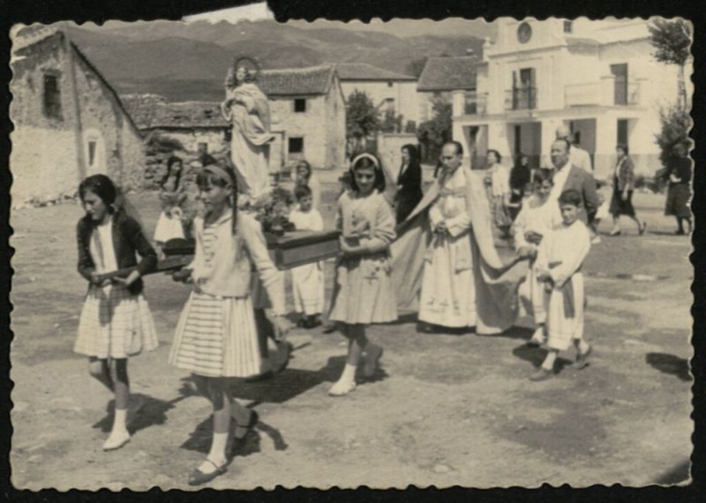 Miniatura de Procesión de la Patrona de Alameda del Valle
