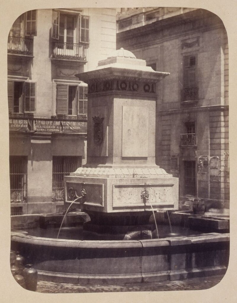 Miniatura de Fuente vecinal en la Plaza de Pontejos