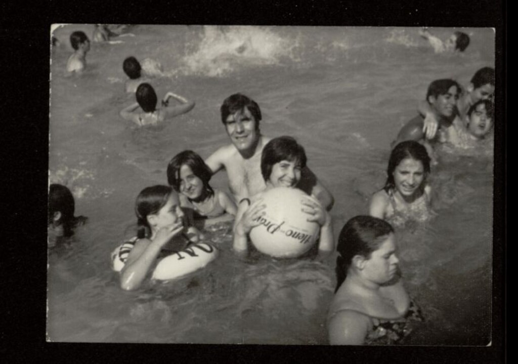 Miniatura de Día de piscina en el Parque Sindical