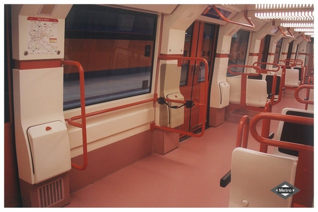 Miniatura de Interior de un tren 6000