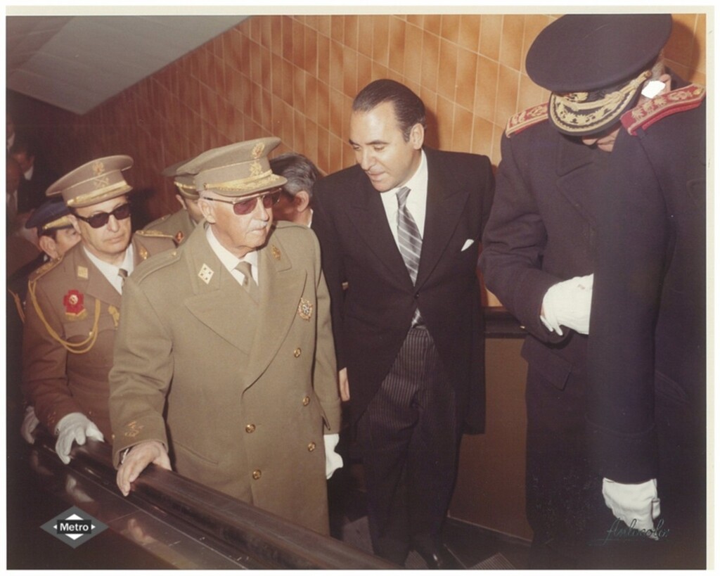 Miniatura de Inauguración del tramo de línea 4 Diego de León-Alfonso XIII