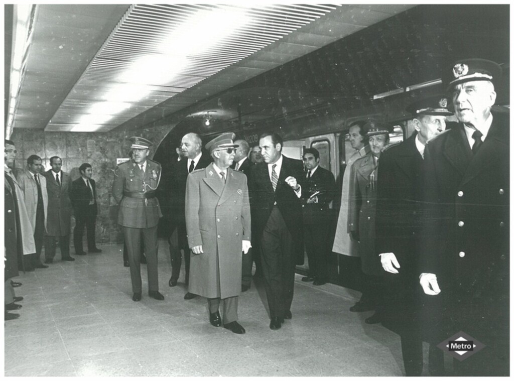 Miniatura de Inauguración del tramo de línea 4 Diego de León-Alfonso XIII