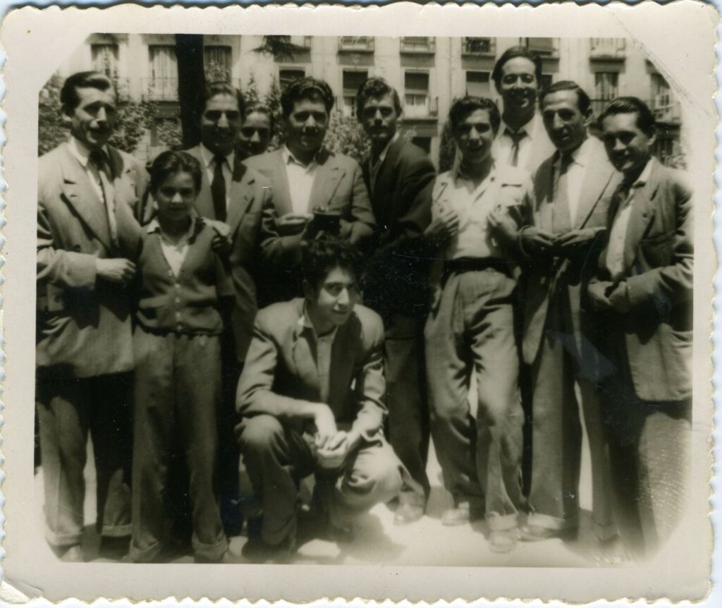 Miniatura de Benito Jiménez y sus compañeros de trabajo en la Plaza de Santa Ana