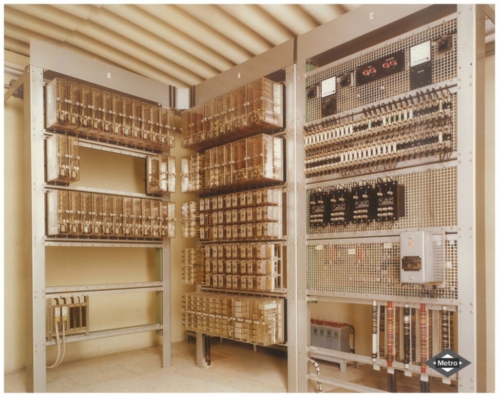 Miniatura de Cuarto de Relés