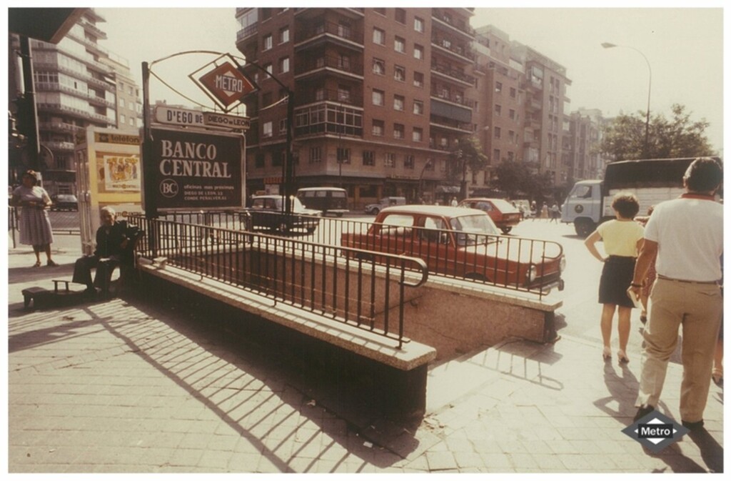 Miniatura de Acceso a la estación de Diego de León