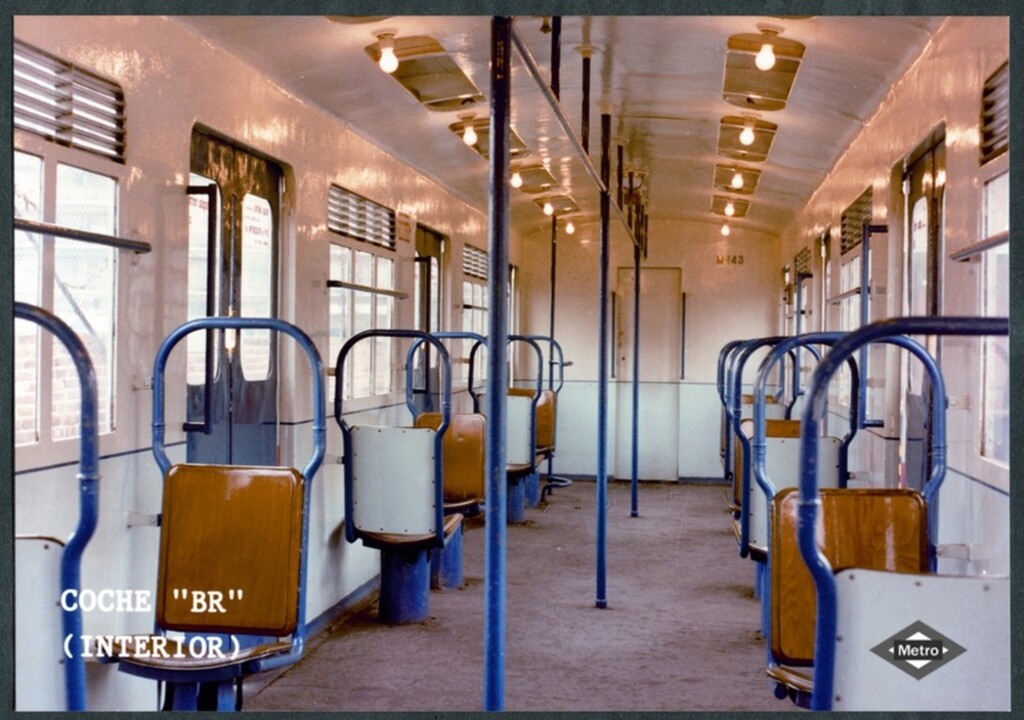Miniatura de Interior de un coche BR de Metro de Madrid