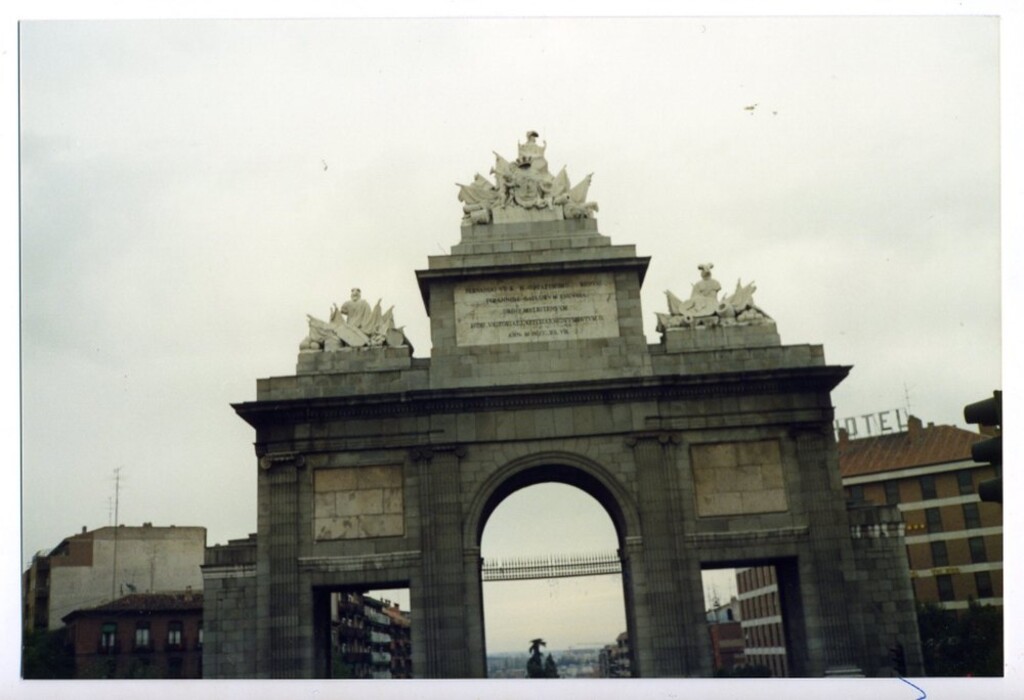 Miniatura de Fachada norte de la Puerta de Toledo