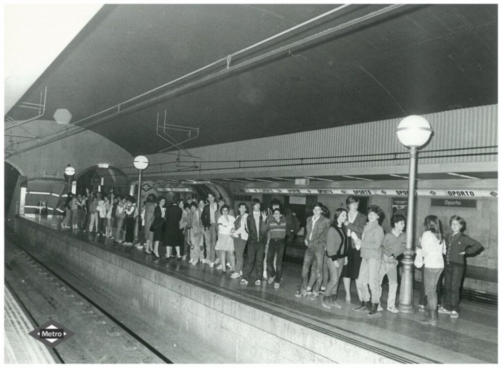 Miniatura de Visita escolar a las instalaciones de Metro