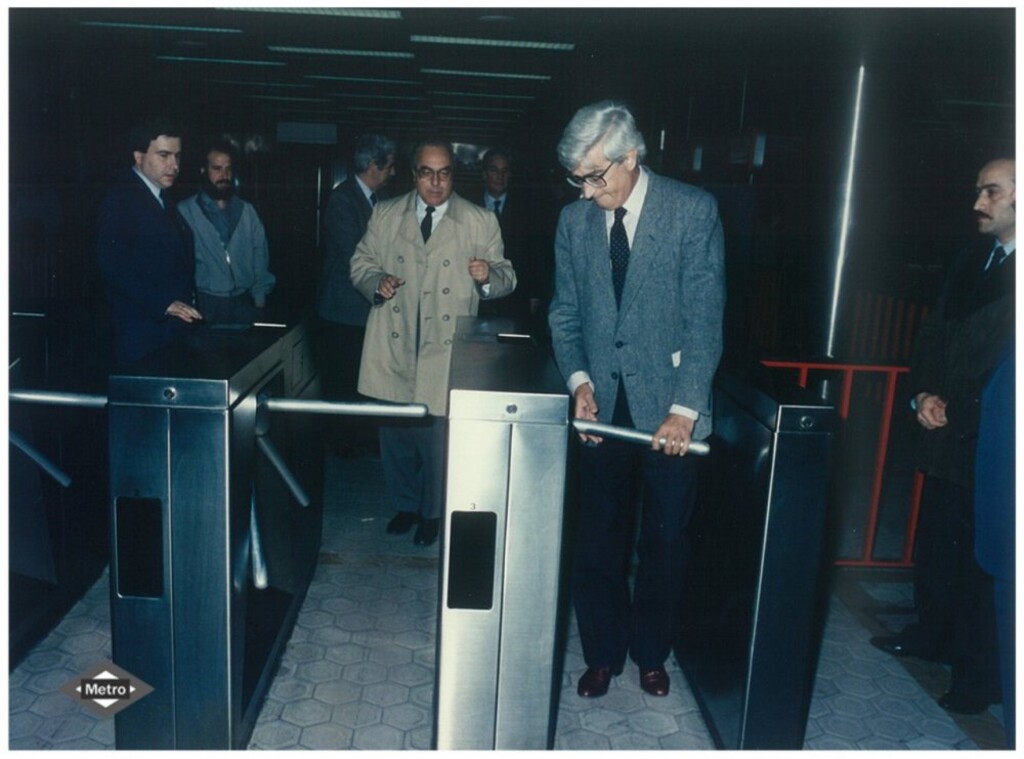 Miniatura de Exposición en Avenida de América