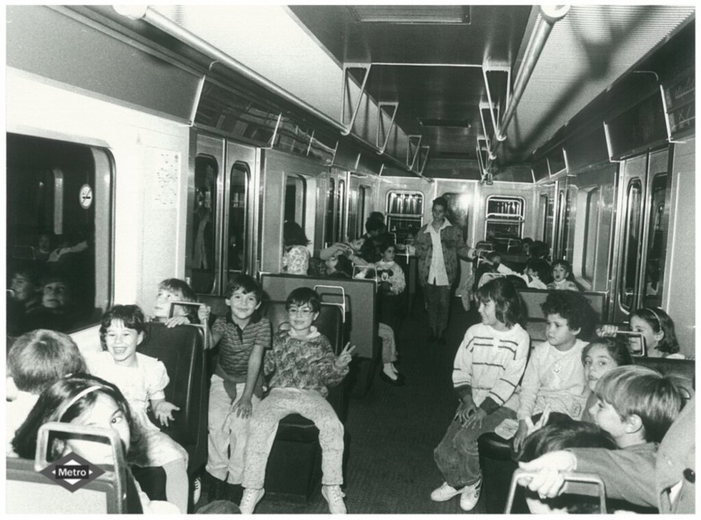 Miniatura de Visita escolar a las instalaciones de Metro