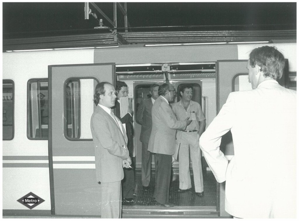 Miniatura de Presentación de los trenes 2000