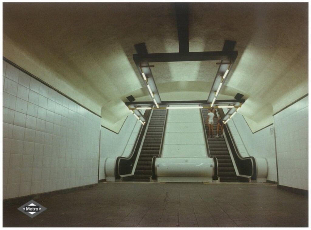 Miniatura de Escaleras mecánicas de Alonso Martínez