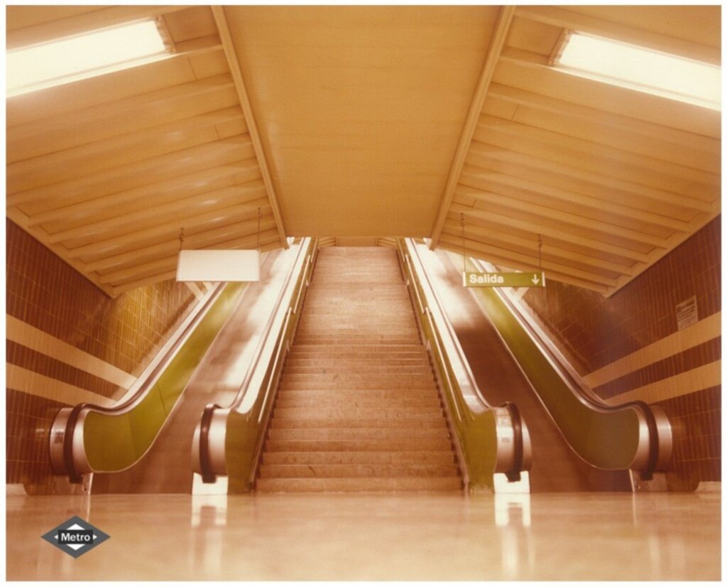 Miniatura de Escaleras mecánicas de Metro