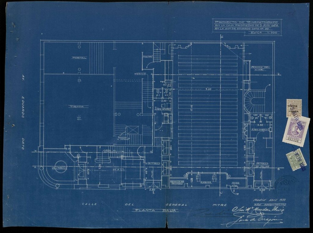 Miniatura de Plano de la planta baja del proyecto de cinematógrafo instalado en el edificio de viviendas y oficinas propiedad de D. Jesús Ussía y Cubas y cine Azul, Gran Vía 76
