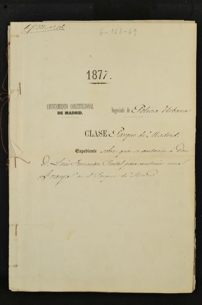 Miniatura de Expediente sobre autorización a Don Luis Fernandez Prestel para construir una Granja en el Parque de Madrid.