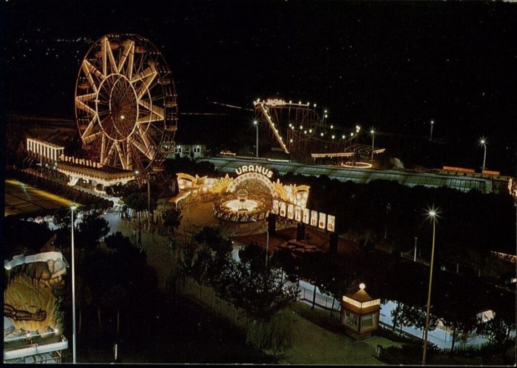 Miniatura de Parque de Atraciones. Vista Nocturna