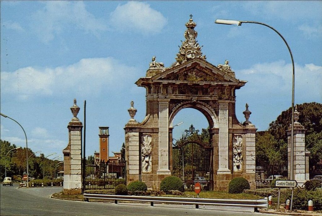 Miniatura de Puerta de Hierro