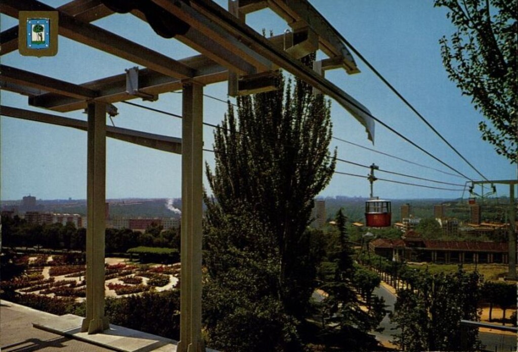 Miniatura de Teleférico y Rosaleda