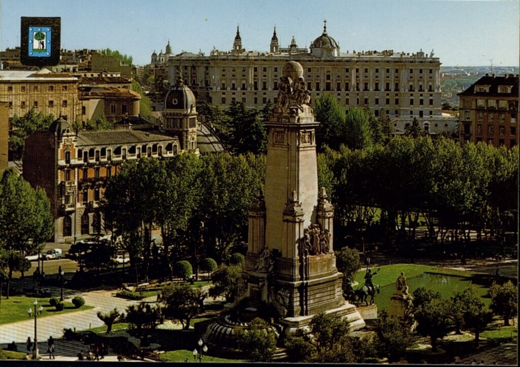 Miniatura de Plaza España y Palacio Real