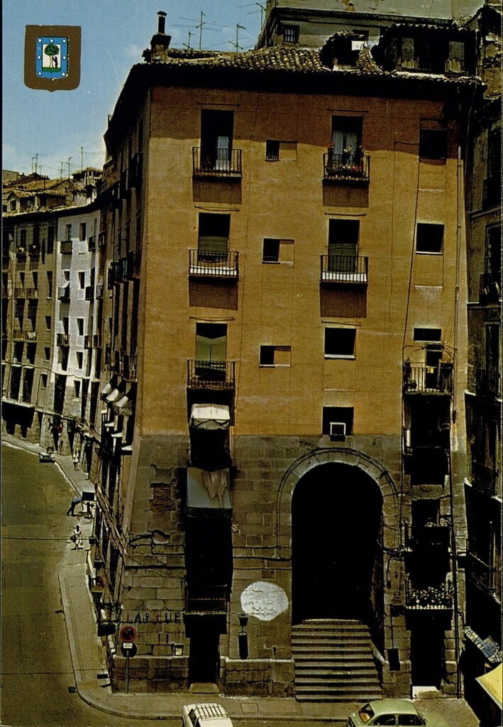Miniatura de Arco de Cuchilleros