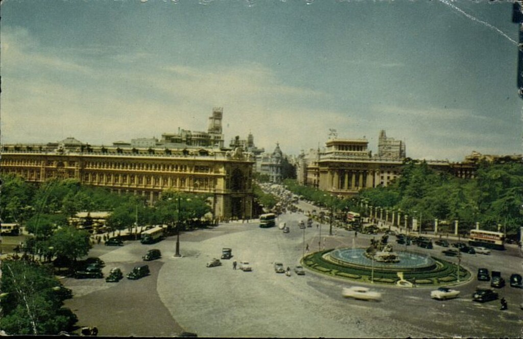 Miniatura de La fuente de la Cibeles y calle de Alcalá