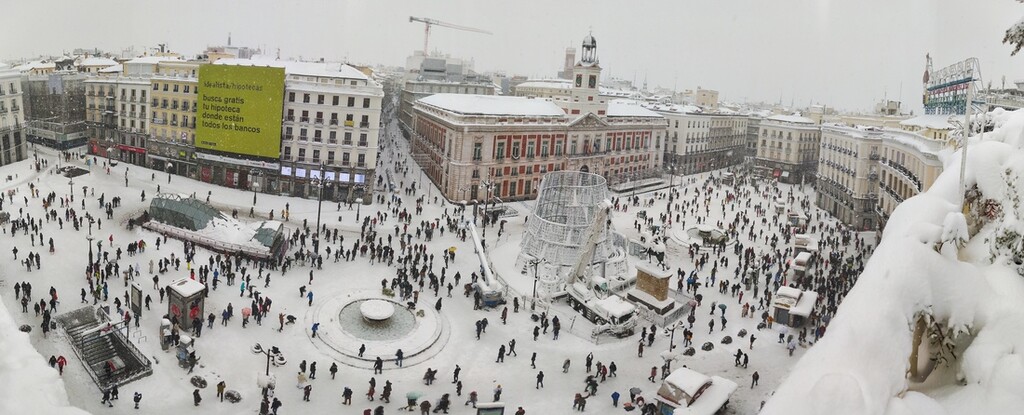 Miniatura de Sol en clave de blanco