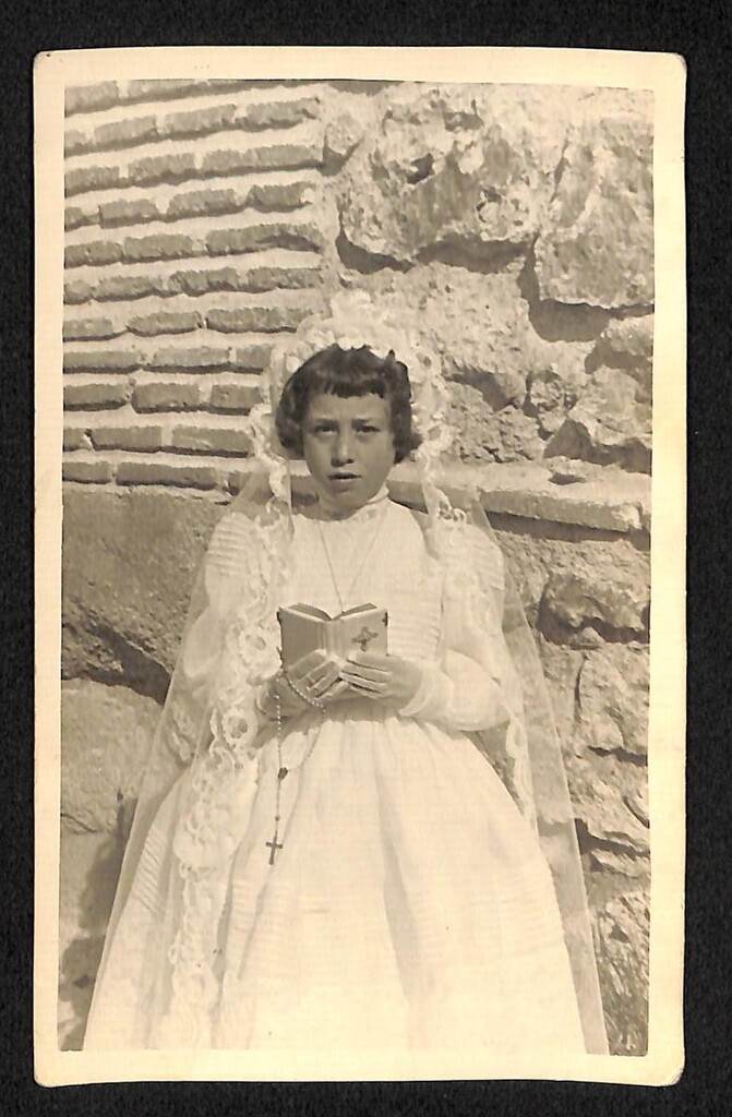 Miniatura de Primera comunión de Pilar Áñez