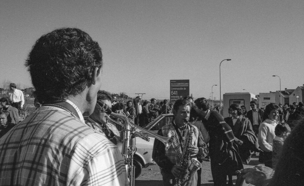 Miniatura de La charanga ameniza las protestas vecinales