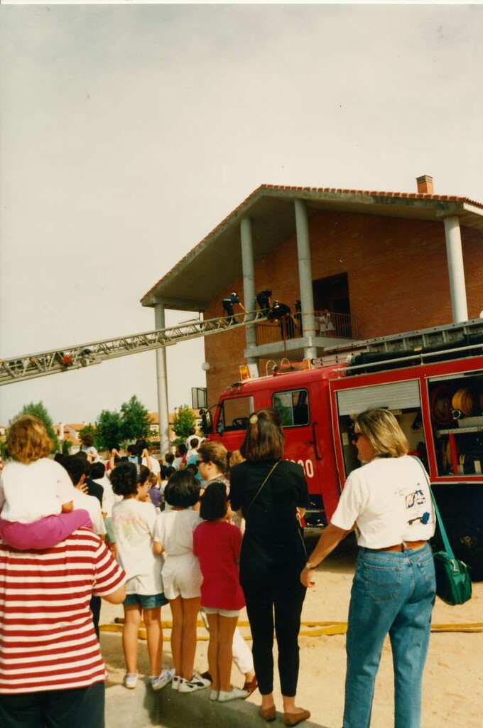 Miniatura de Fiesta de fin de curso con tirolinas