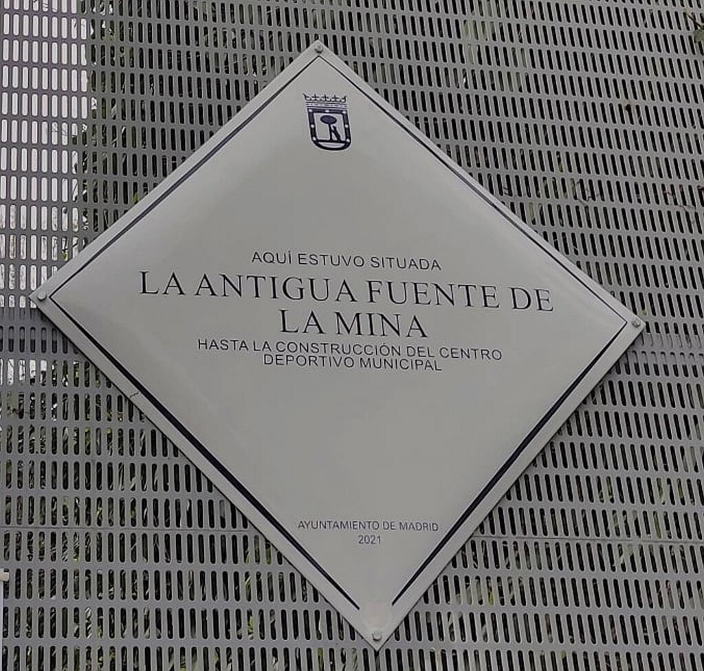 Miniatura de Antigua fuente de La Mina