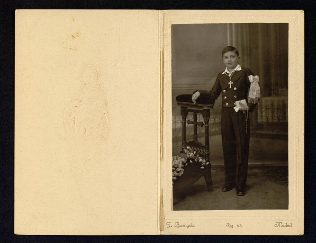 Miniatura de La primera comunión del hermano de Maria del Carmen