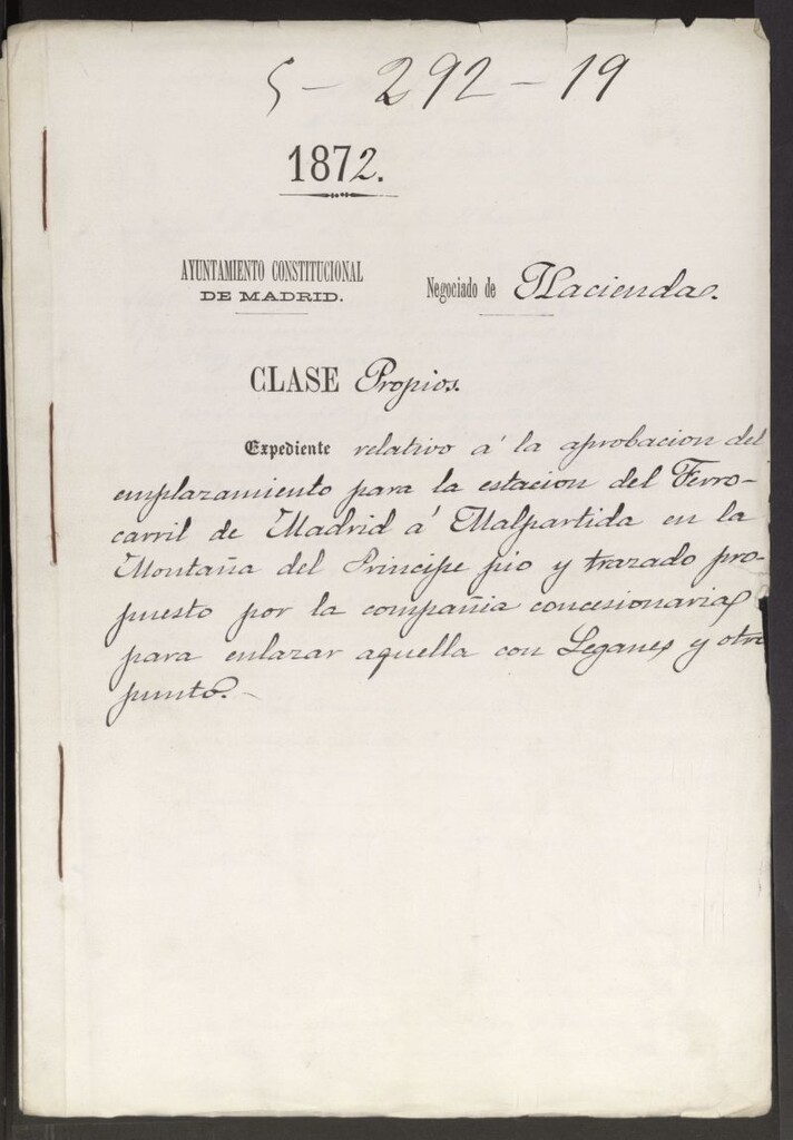 Miniatura de Aprobación del emplazamiento para la estación del Ferrocarril de Madrid a Malpartida en la Montaña del Principe Pio, y trazado propuesto por la compañia concesionaria para enlazar aquellla con Leganes, y otra juntos.(1872)